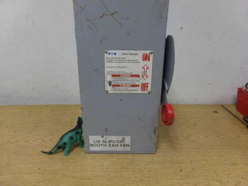 Eaton Cutler Hammer DH361FGK Heavy Duty Safety Switch 30A Type 1 Enclosure