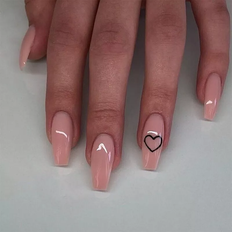 Mid Length Ballet False Nails Nude Pink Heart Pattern Full Fake Nails With Glue