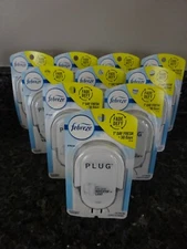 10 Febreze PLUG Alternating Scented Oil Warmer with Low-Level Indicator Light