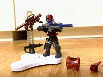 Hunter Starwinder Armory-  Mega Bloks Construx Destiny Series 1 DPJ05 incomplete