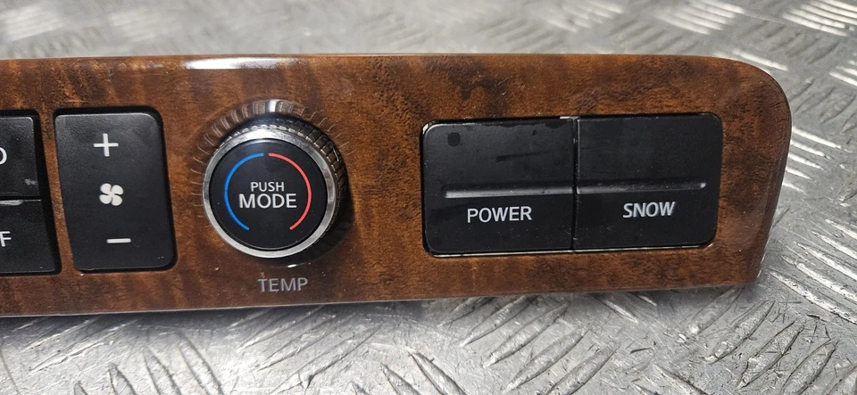 Nissan Elgrand E51 2008 A/C air con heater climate control panel - Image 2 of 4