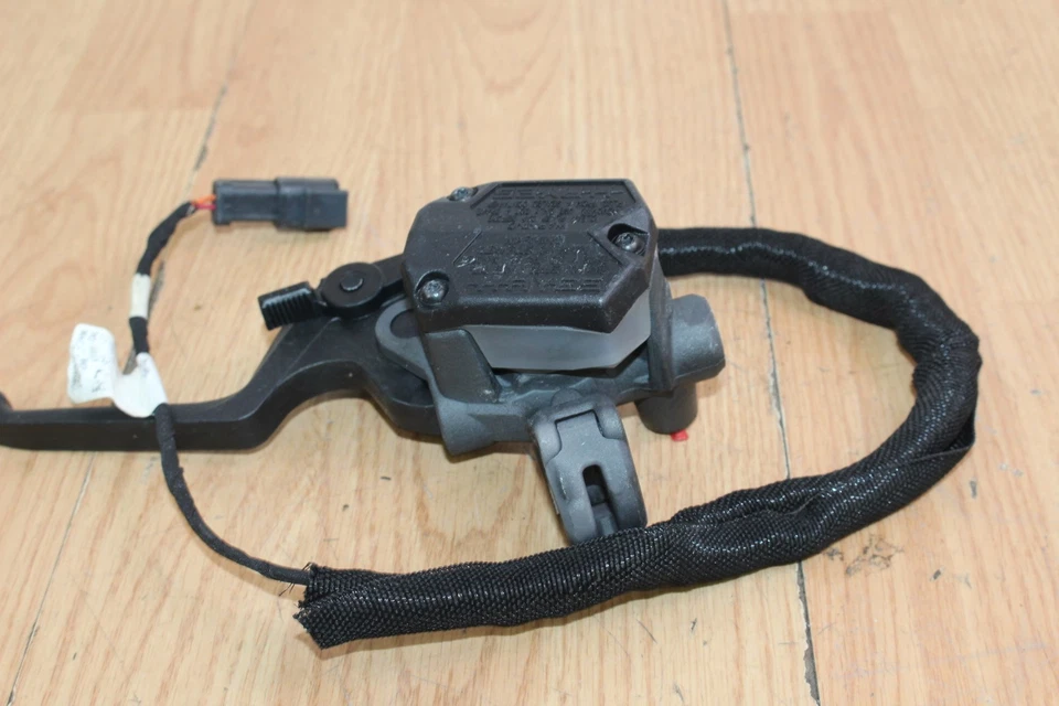 2023 Polaris Patriot 9R RMK Khaos Slash Brake Master Cylinder - Image 2 of 4