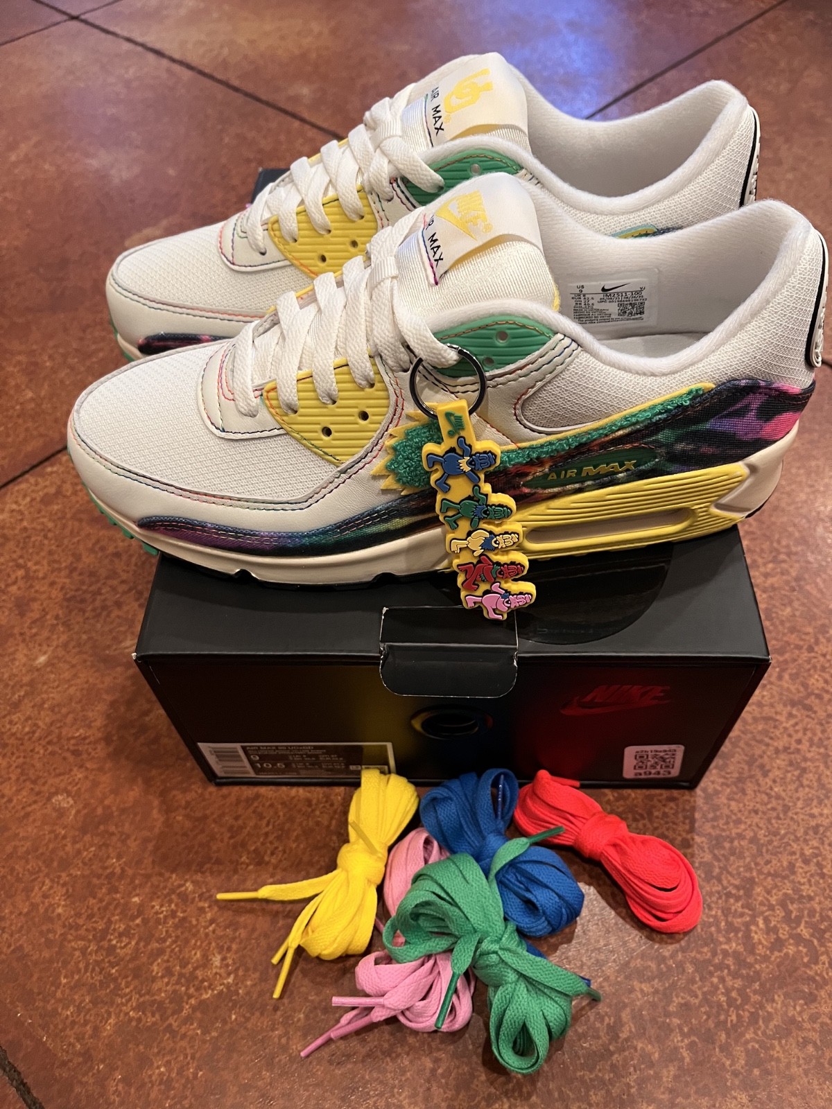 Size 9 - Grateful Dead x University Of Oregon x Nike Air Max 90 Grateful Ducks thumbnail 3