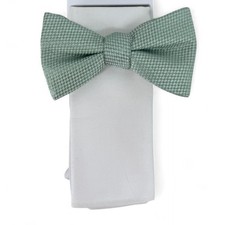 Bar III Men's Solid Bow Tie Pre-Tied Necktie Solid Pocket Square Green White