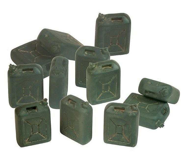 Vallejo SC208 - 1/35 Israeli Fuel Cans, 12 Pieces