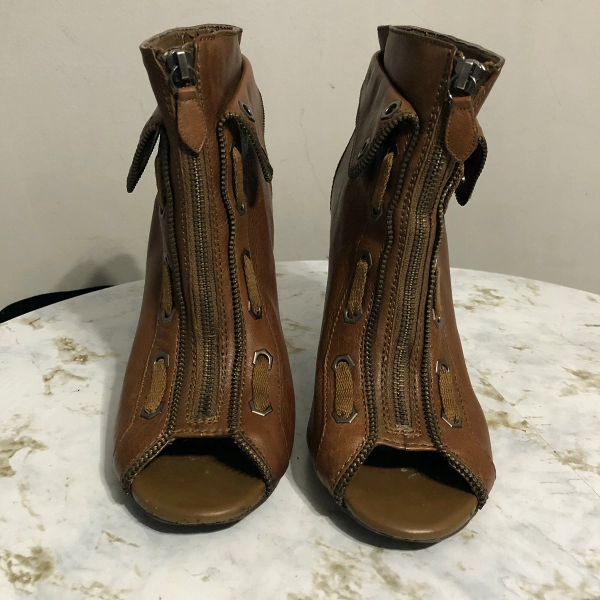 Gianni Bini Women s Sz 10M Shoes Brown Leather Zip Up Ankle Heeled Career Boots eBay