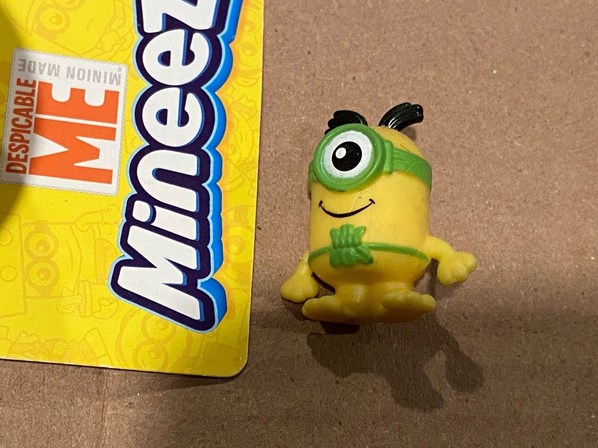 Despicable Me Mineez Surprise Mini Figure (No Checklist) *NEW* ii1