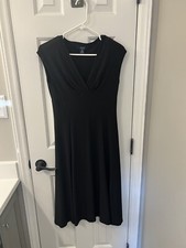 Chaps Women's Sleeveless Basic Black V-Neck Knee Length Dress Size S
