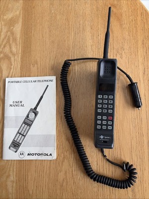 Vintage 1980's Black/Gray Brick Phone Ultra Classic by Motorola W Manual / Cord