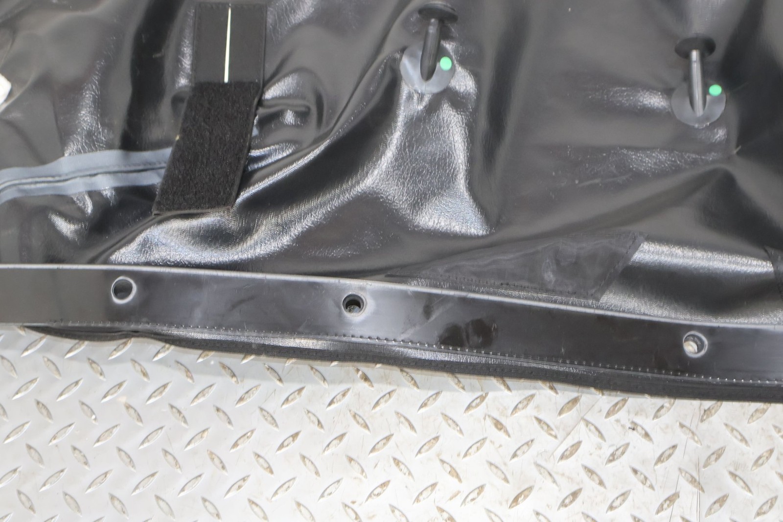 09 Aston Martin V8 Vantage Convertible Tonneau Boot Liner (Black)