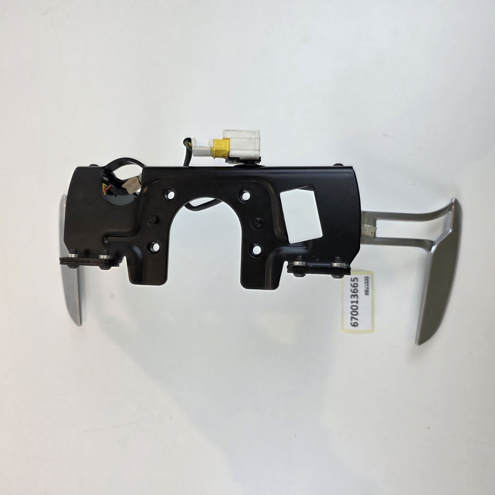 2014-2020 Maserati Ghibli STEERING WHEEL PADDLE SHIFTERS 670013665