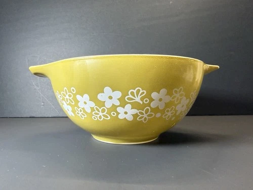 Vintage PYREX “Crazy Daisy” #442 1.5 qt Cinderella Mixing Nesting Bowl