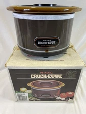 Vintage Rival Crock Pot Crock-ette Slow Cooker 1 Qt Model 3200 Brown W/ Box