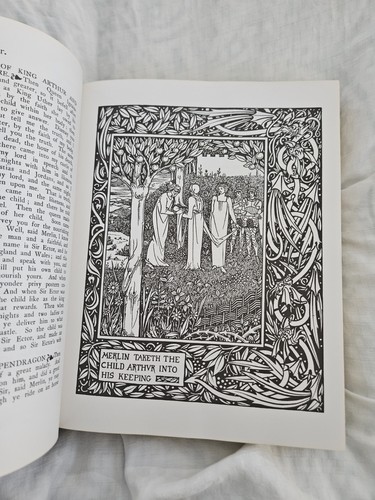 Le Morte D'Arthur ⚔️ Sir Thomas Malory ✨ Dorset Press Hardcover Classic - Picture 7 of 8
