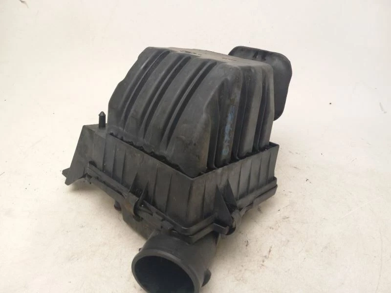 Limpiador de admisión de aire Dodge Durango 2004-2009 Foto 3 de 4