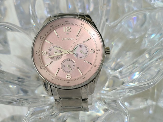 fossil like style watch