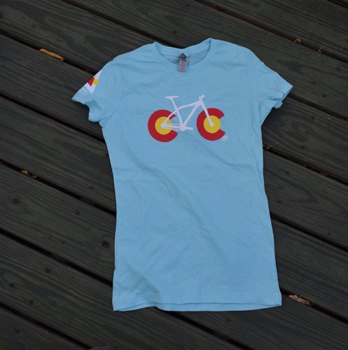 colorado flag biking bicycle t shirt, light blue womens