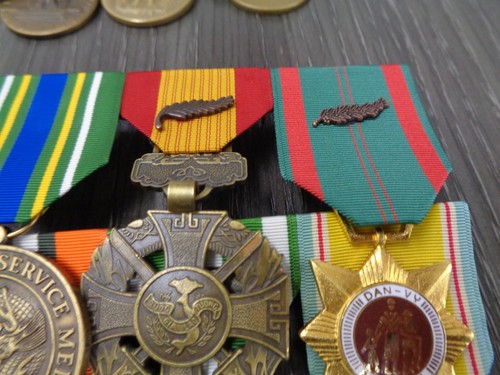 Vietnam War US ARMY 14 Medal lot of Professional Mounted Museum Quality RARE - Picture 15 of 17