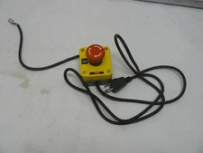 Dayton 32W275 control station 10a 500v ac type 4/4x enclosure