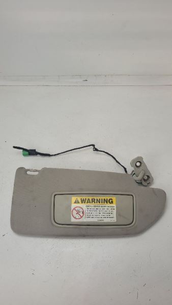 Illuminated Passenger Sun Visor for 2005-2009 Volvo 60 Series 391869