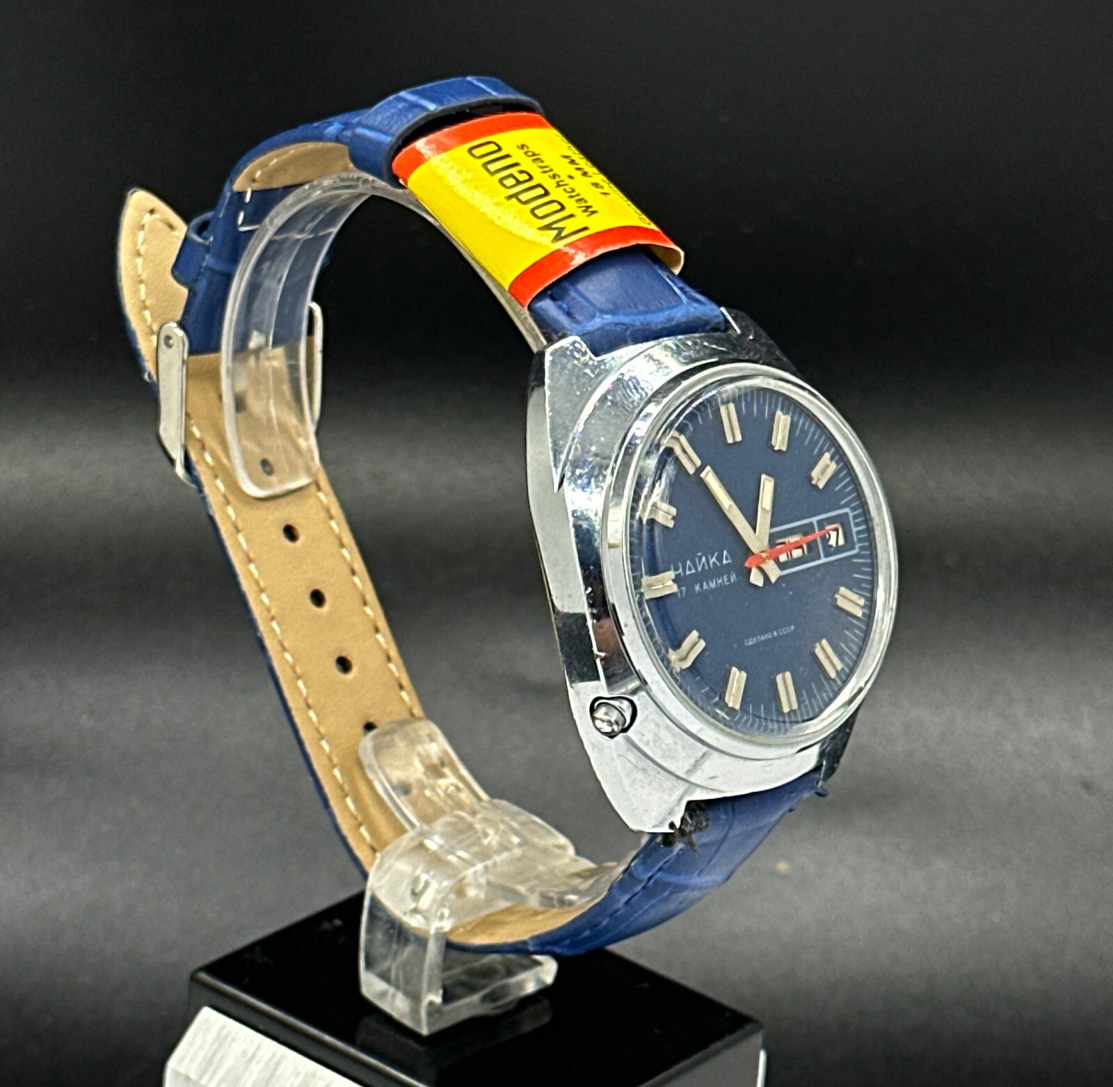 Chaika USSR (Soviet) CAL.2628.H mechanical watches blue dial with date and day