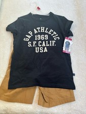 NWT GAP Kids 2 Piece Boys Black Athletic T-Shirt  Khaki Shorts Outfit Set