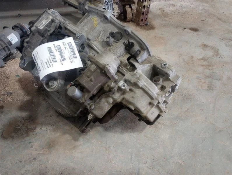 Transmisión automática de 9 velocidades 24283828 para terreno 18-22 AWD 2727869 Foto 3 de 4