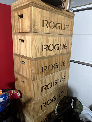 Rogue Wood Jerk blocks 48” set. Great condition.