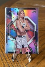 2024 Topps Finest Manon Fiorot - Common Refractor Holo #41