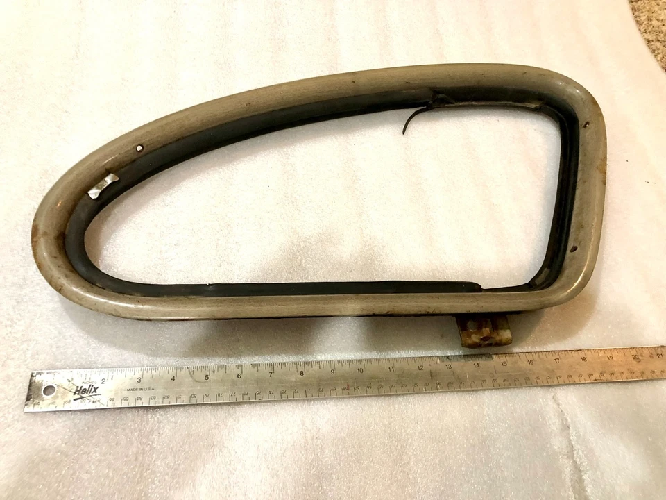 P-15 Plymouth Rear Window and Trim-   (#773-DM ) - Image 3 of 4