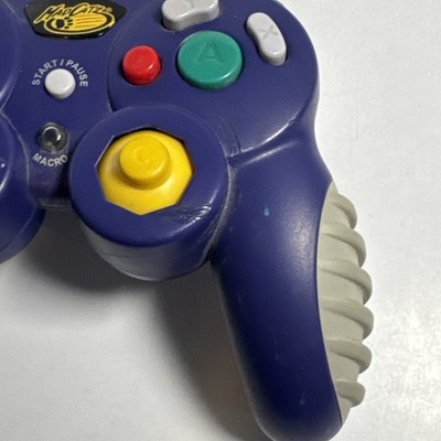 MAD CATZ Wired Nintendo GameCube Controller Purple #5626 Madcatz