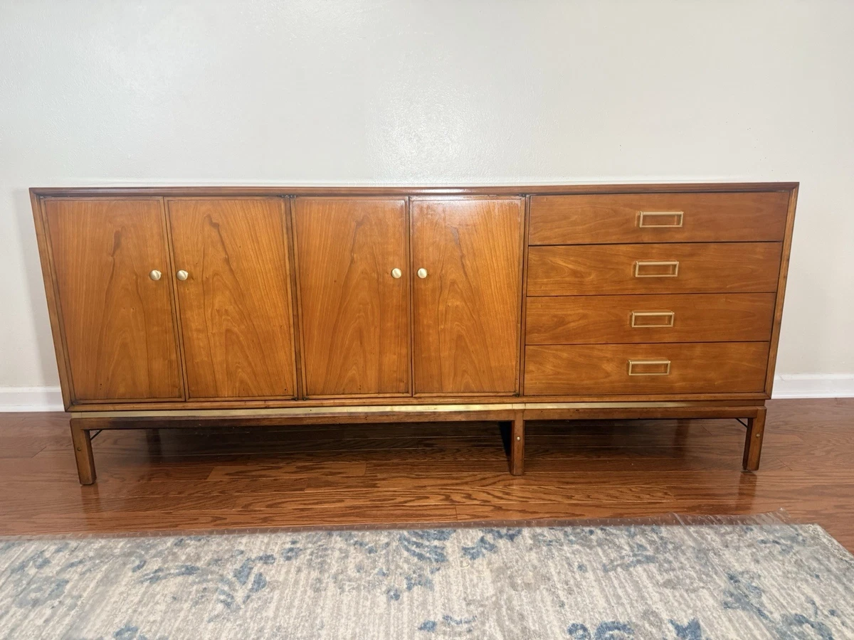 如月セール▼希少　DREXEL　ヴィンテージ キャビネット Drexel Furniture In Antique Sideboards & Buffets 1950-Now for sale