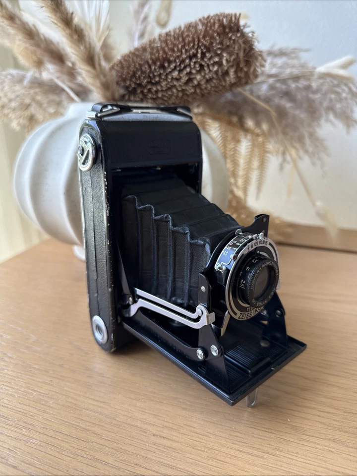 Cámara Zeiss Ikon Nettar 515/2 6x9 Novar Anastigmat 6,3/10,5 cm obturador Telma Foto 3 de 4