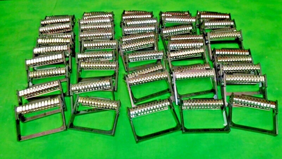 LOTE DE 100 Relleno en blanco HP 652991-001 670033-001 2,5" SFF HP DL360G9 G10 Foto 2 de 4