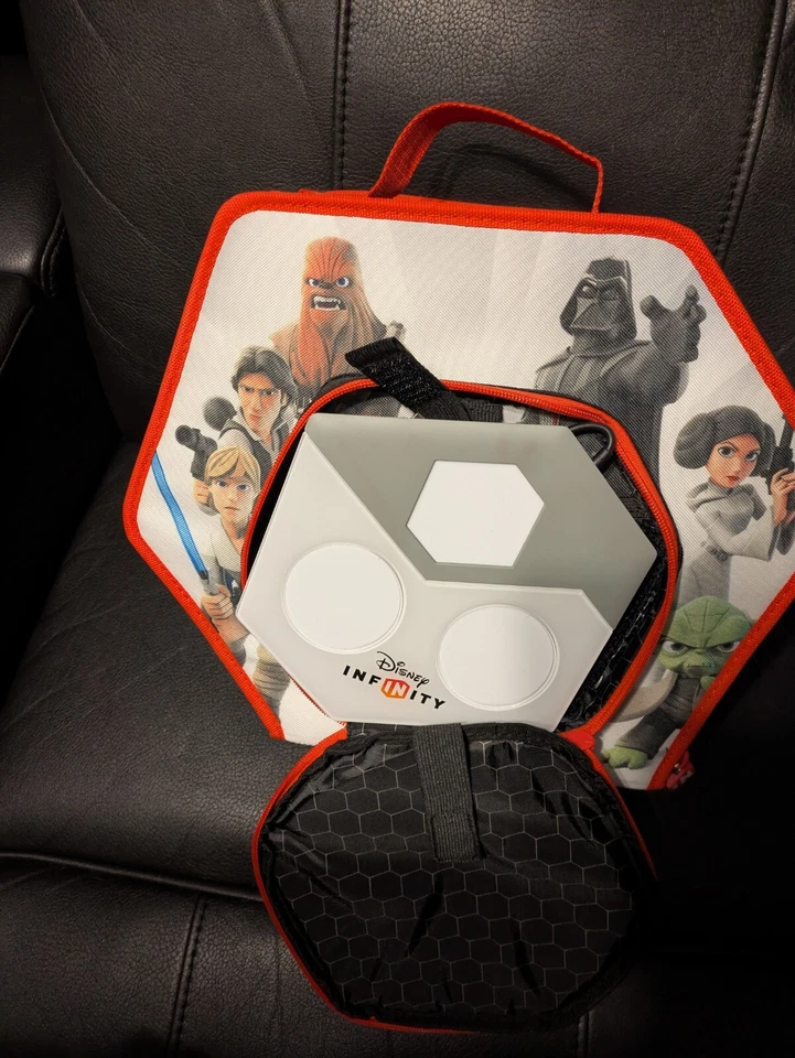 Disney Infinity 3.0 Star Wars ¡JUEGO COMPLETO! ¡En perfecto estado + estuches de transporte! Foto 2 de 4