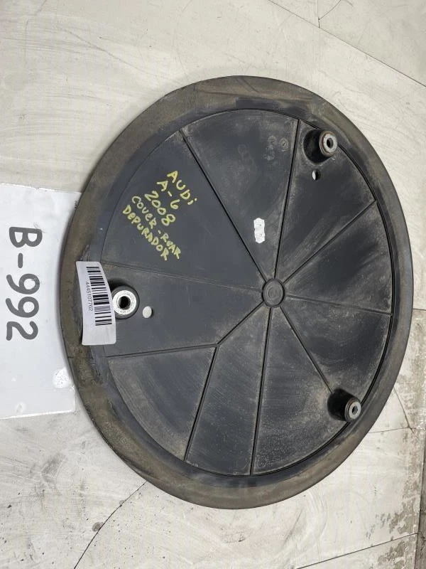 2008 AUDI A6 FUEL VAPOR CANISTER COVER OEM+ - Image 2 of 4