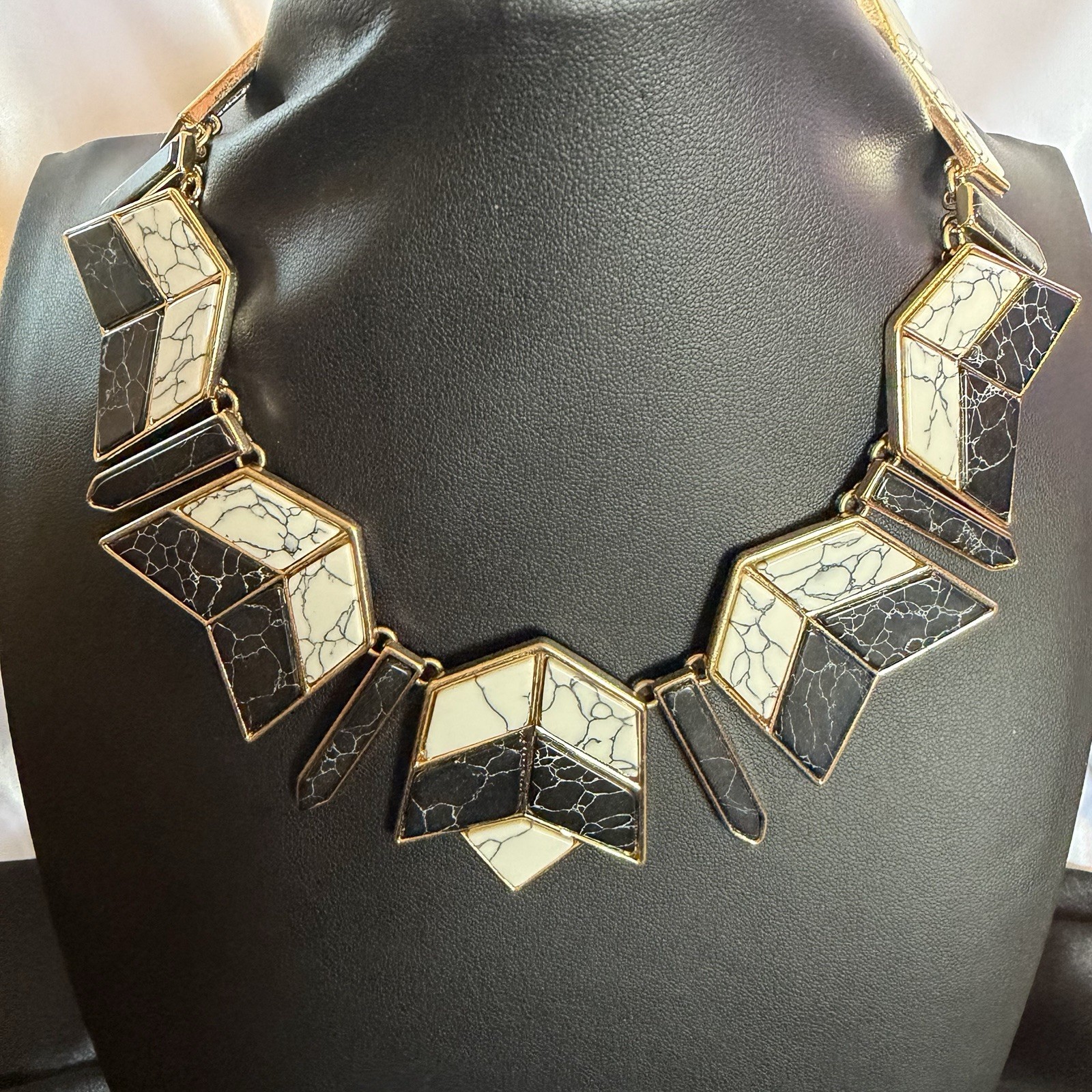 Geometric Magnesite Statement Necklace Black Whit… - image 1