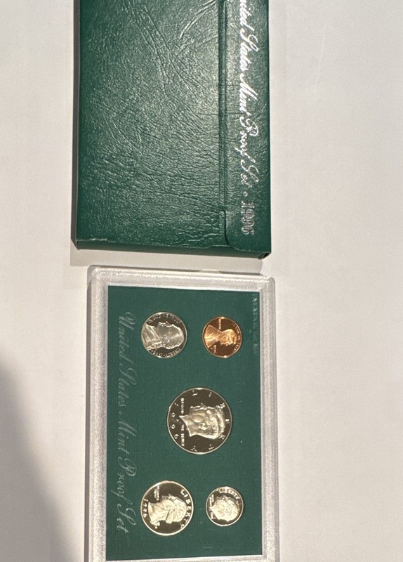 United States Mint Proof Set Uncirculated U.S. Mint Certified 1996