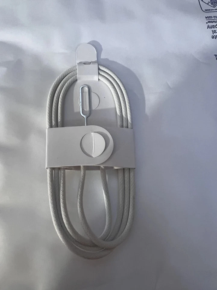 GENUINE APPLE IPHONE 17/AIR / 17 PRO / 17 PRO MAX EMPTY BOX - WITH/WITHOUT CABLE - Image 2 of 4