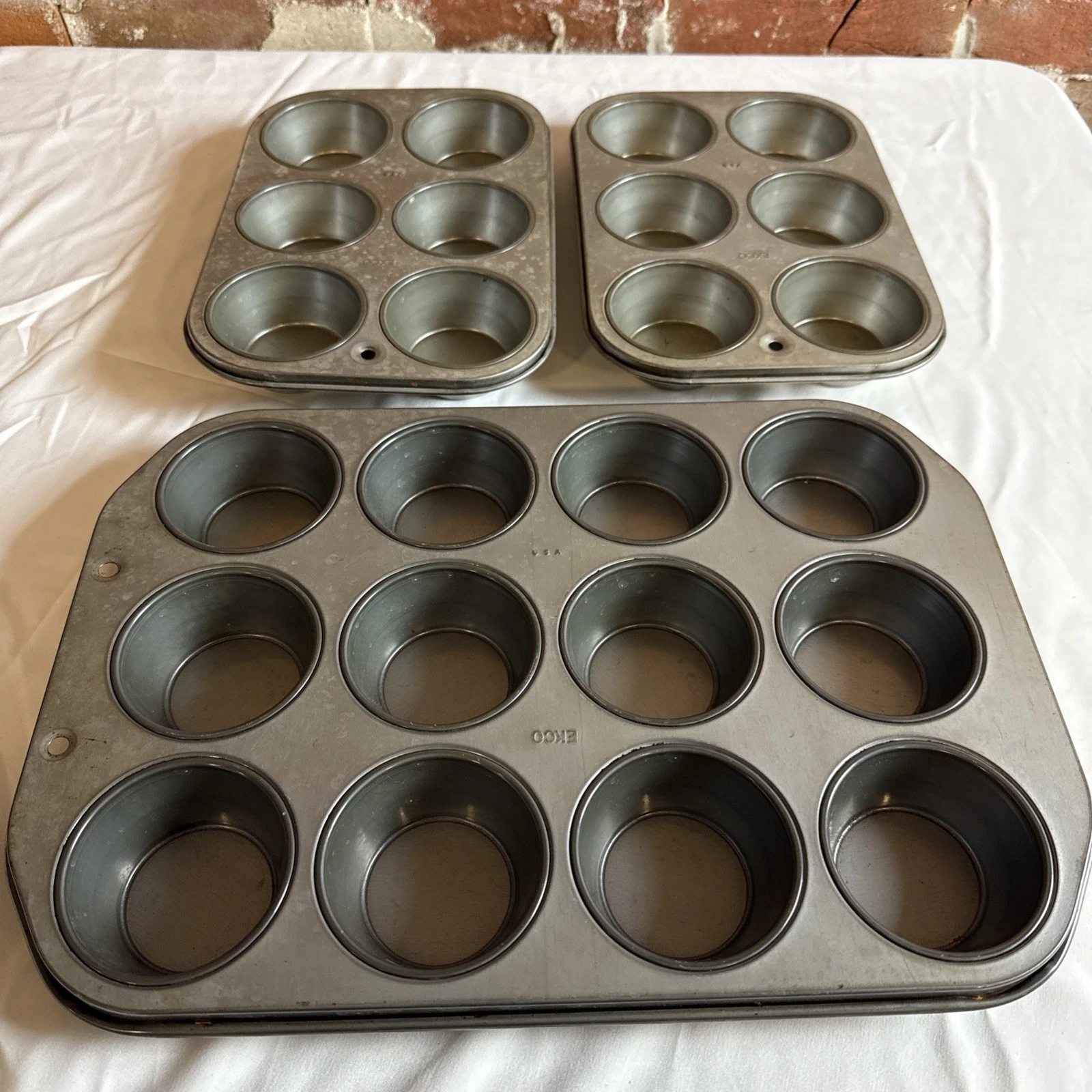 3 Muffin Cupcake Tin Pan 6 & 12 Hole ECKO Bake USA Made Used VNT Sears
Opens in a new window or tab