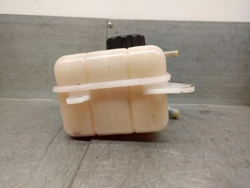 173910 ausdehnungsgefäß für SSANGYONG XLV SUV E-XGI 160 2016 5448379 - Bild 2 von 4