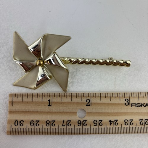 AJC Gold Tone Spinning Garden Pinwheel Brooch Pin Large 3" Vintage - Picture 5 of 5
