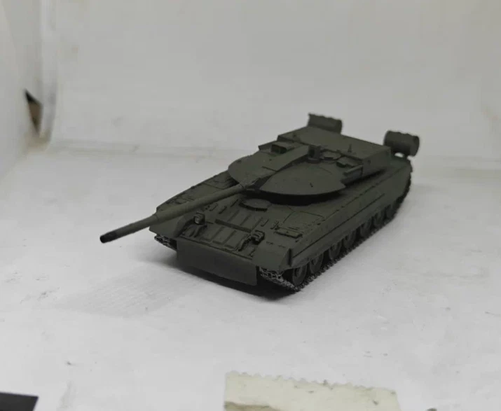 Tanque de Batalla Principal Blackhawk Tipo 640 Ruso 1/72 Modelo Acabado Pintura Negra Foto 2 de 4