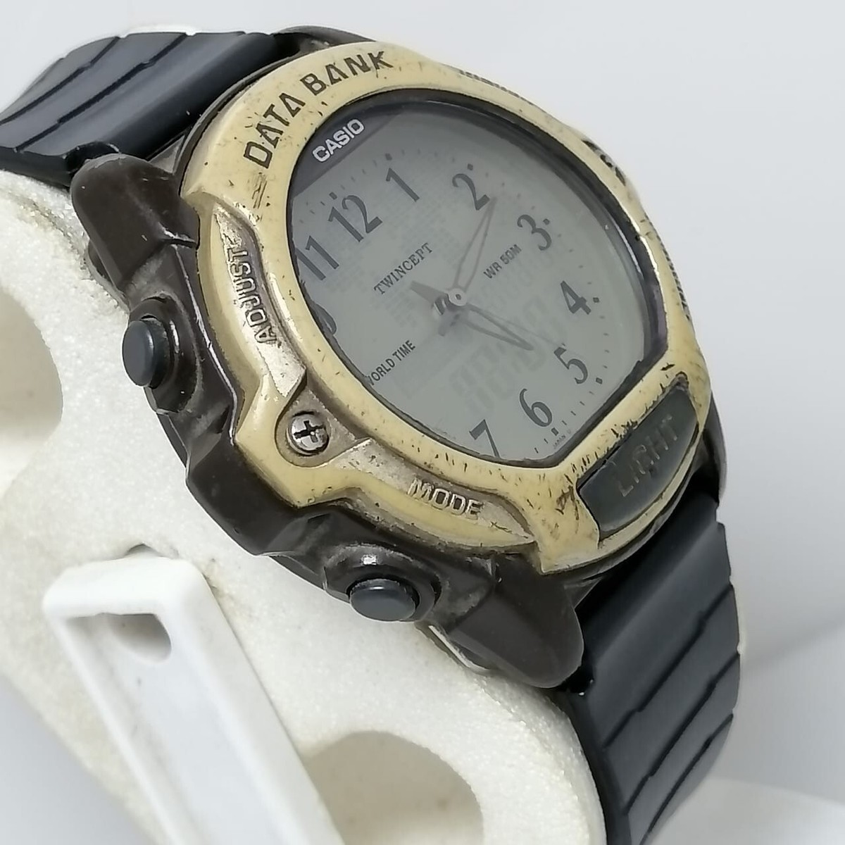 Casio 2358 ABX-23 Data Bank Twincept World Time Ana Digi Vintage