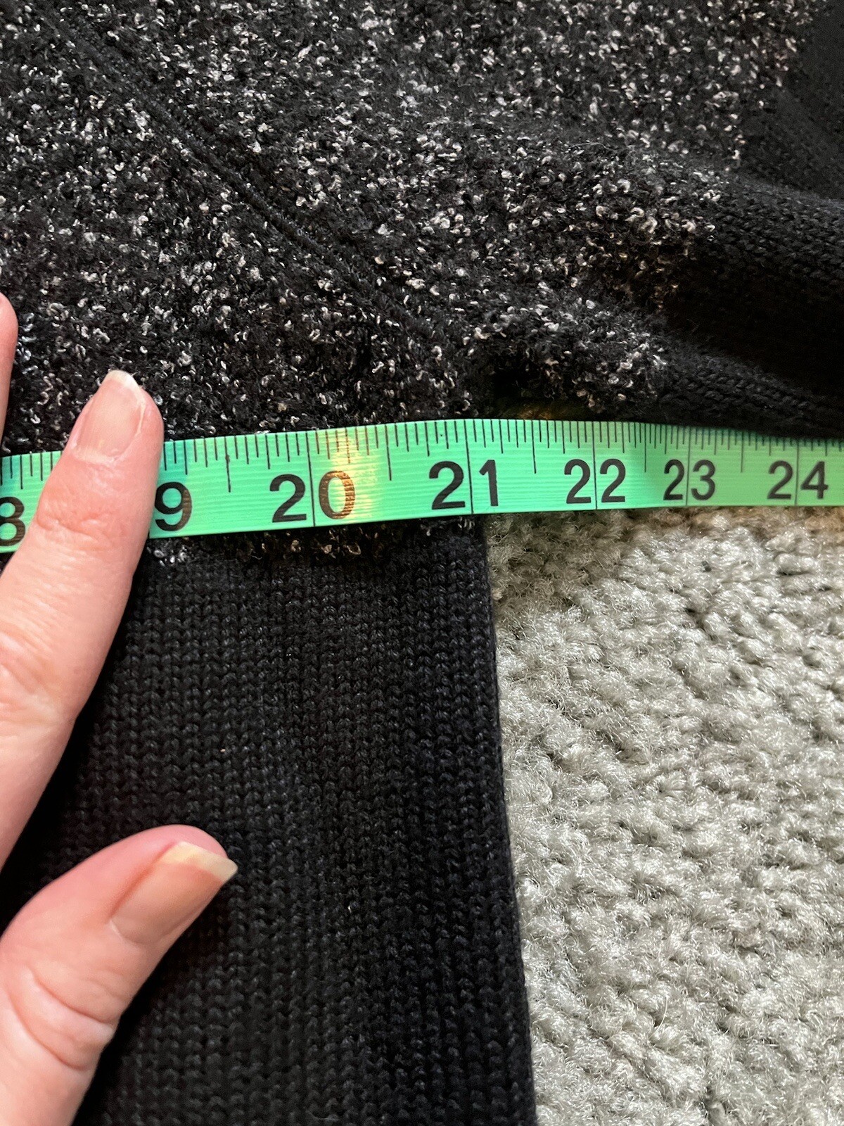 Ted Baker Arks Slim Fit Textured Crew Sweater black men’s size 5 = XL