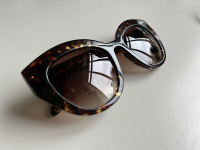 Thierry Lasry Adultery Sonnenbrille Guter Zustand