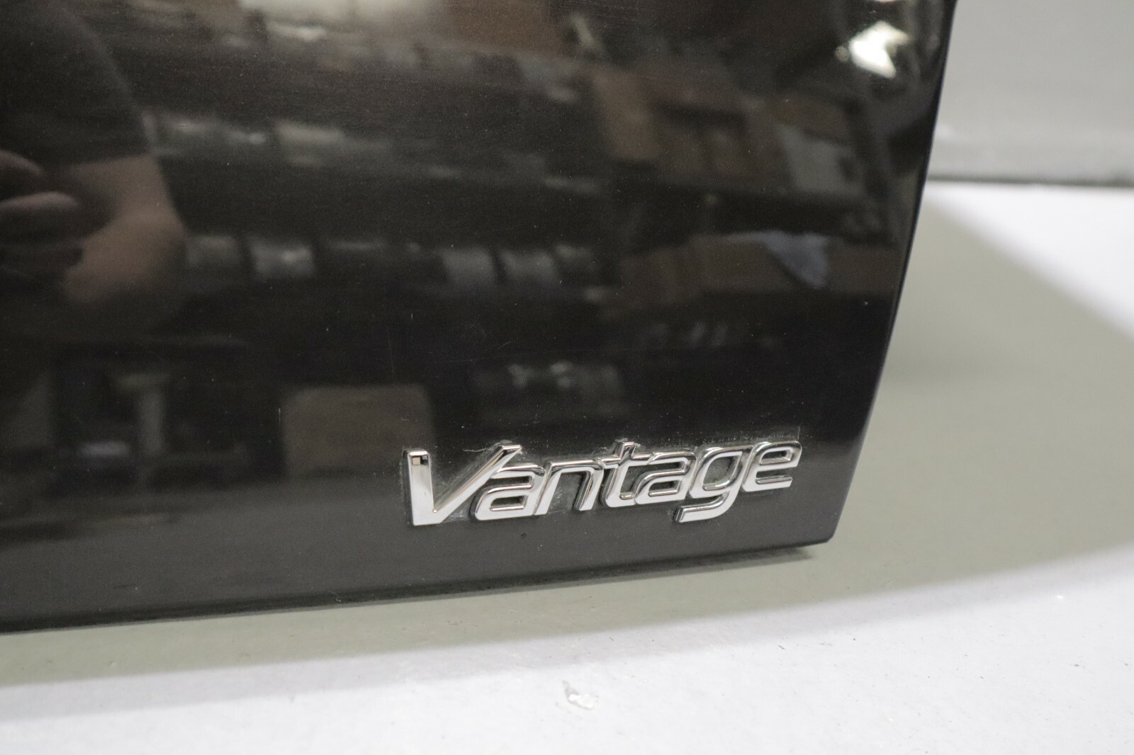 Aston Martin V8 Vantage Roadster Convertible Trunk Lid 2009 - 2016 OEM