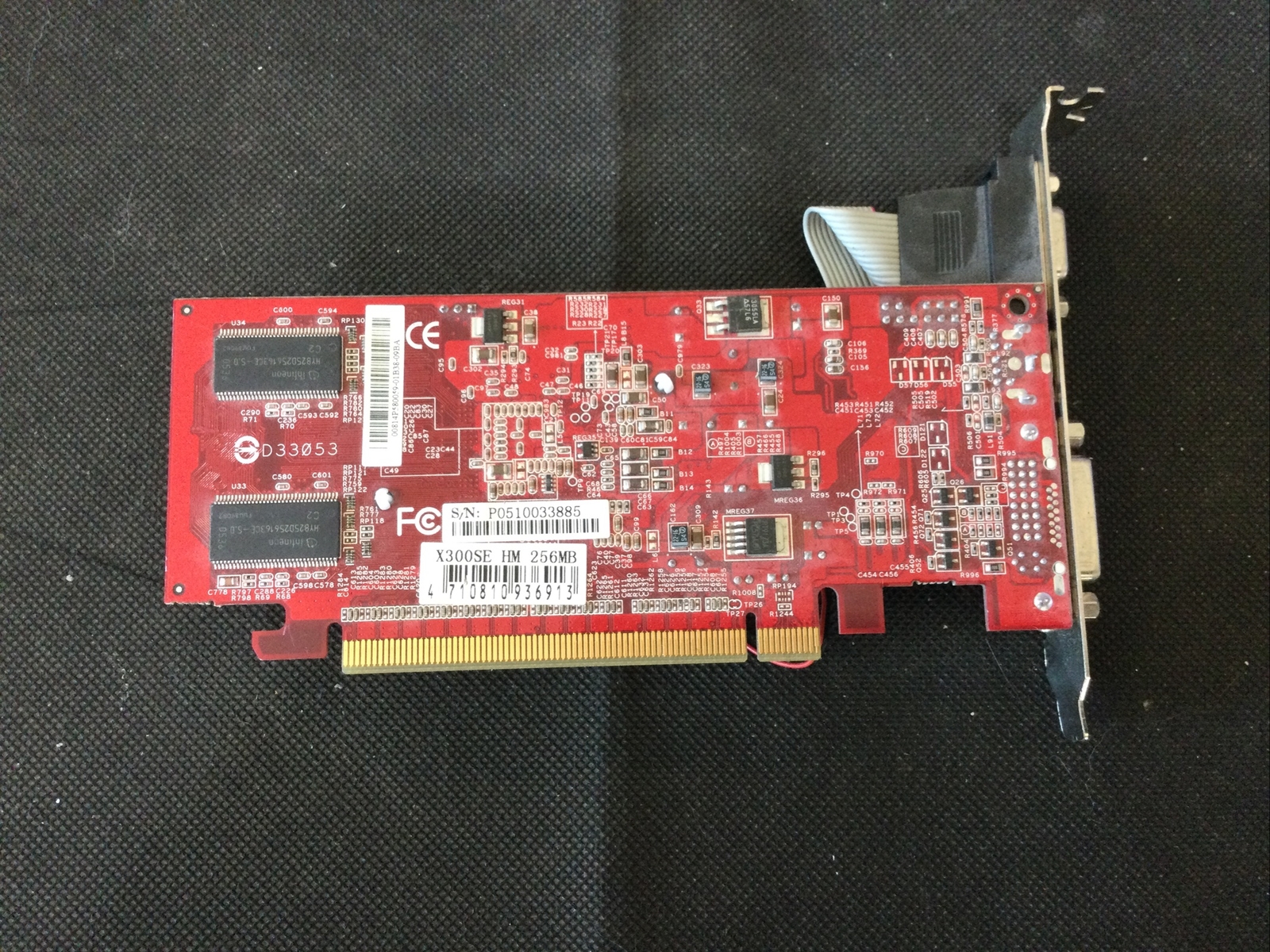 ATI AGP CARD R92L-LC3 | D33053 | R92LE VER 1.2 128MB ATI DVI VGA S-Vid ...