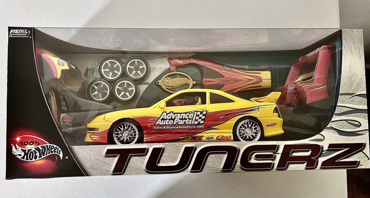 ミニカー TUNERZ Honda Acura Integra Hot Wheels Tunerz Acura Integra Die-cast 1:18 Advance Auto