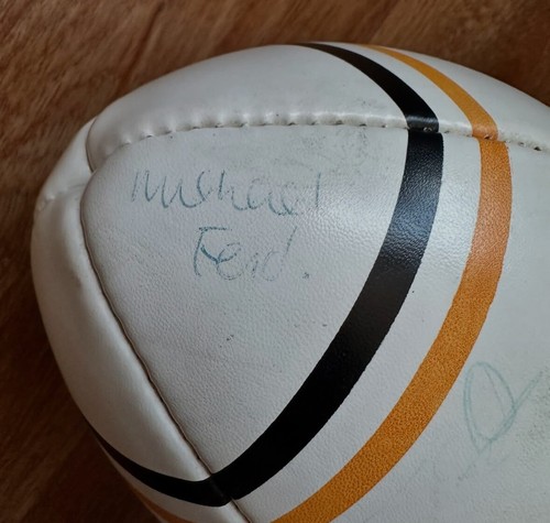 Vintage Castleford Tigers Match Worn Rugby league Shirt , T Shirt Signed Ball - Picture 10 of 10